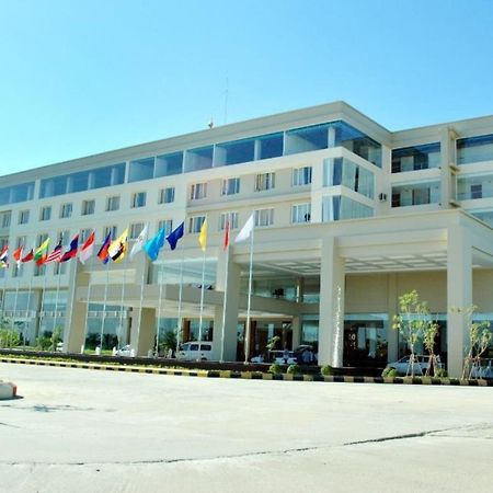 Man Myanmar Hotel Naypyidaw エクステリア 写真