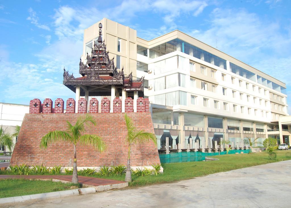 Man Myanmar Hotel Naypyidaw エクステリア 写真