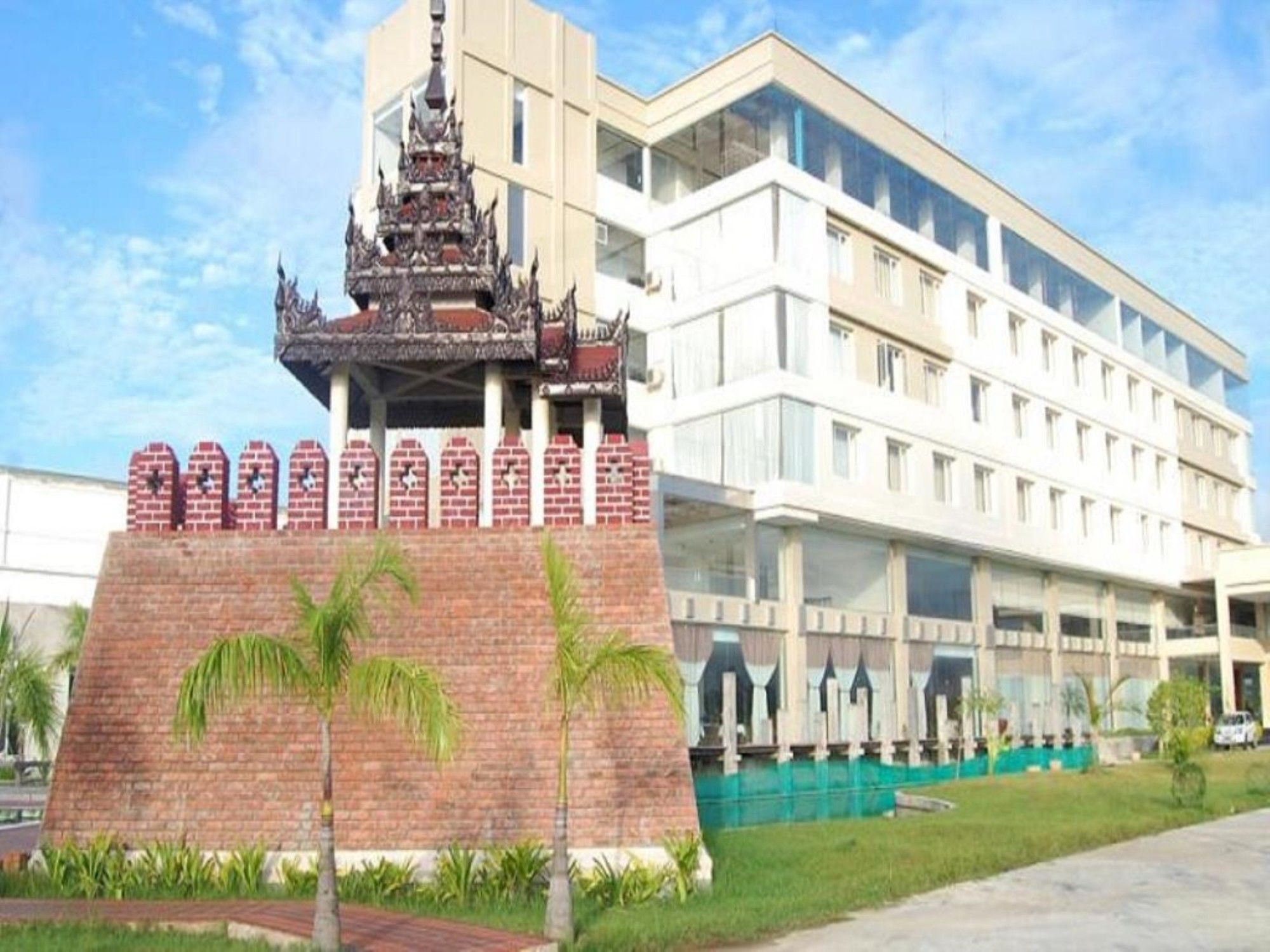 Man Myanmar Hotel Naypyidaw エクステリア 写真