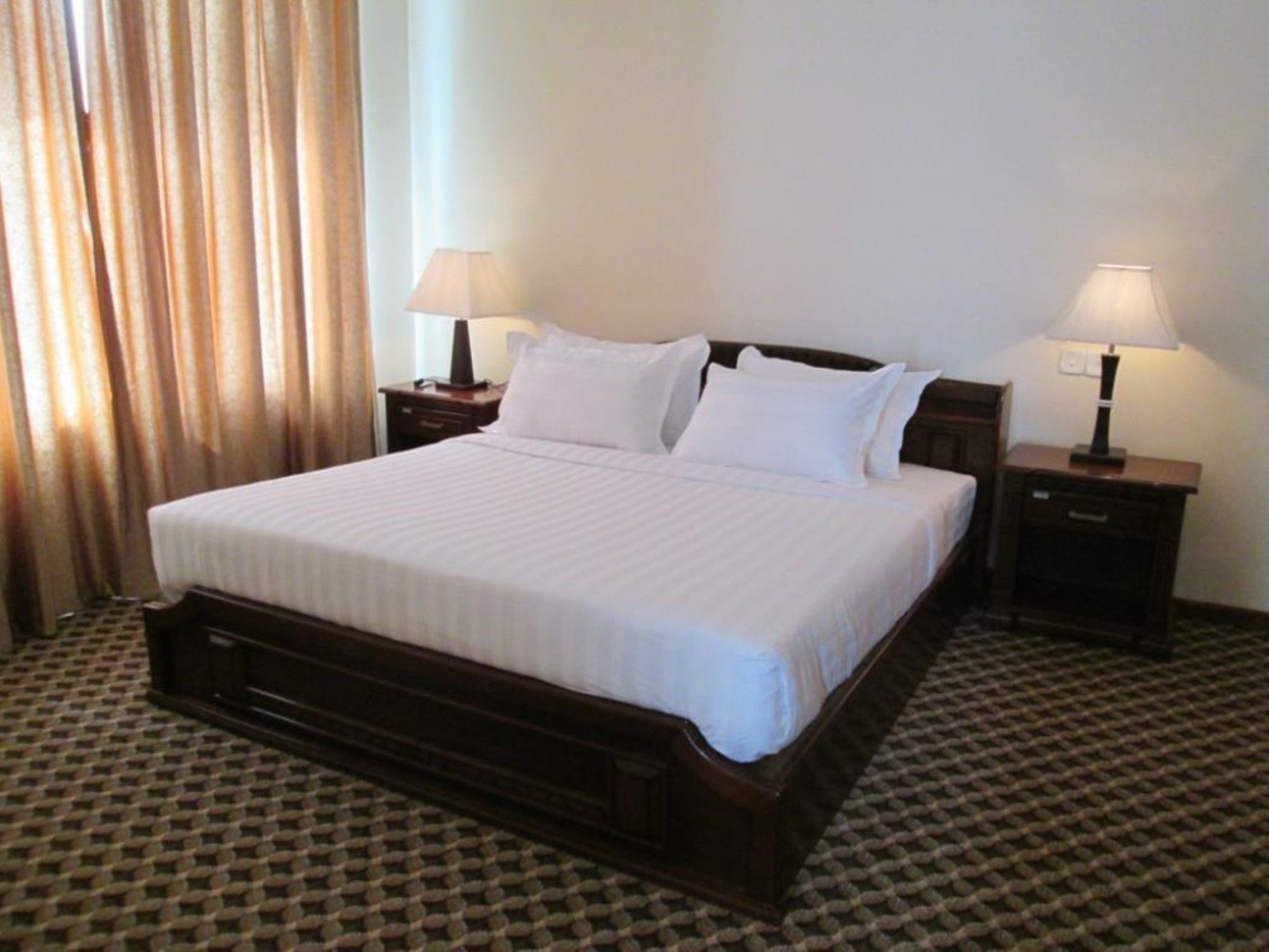 Man Myanmar Hotel Naypyidaw エクステリア 写真