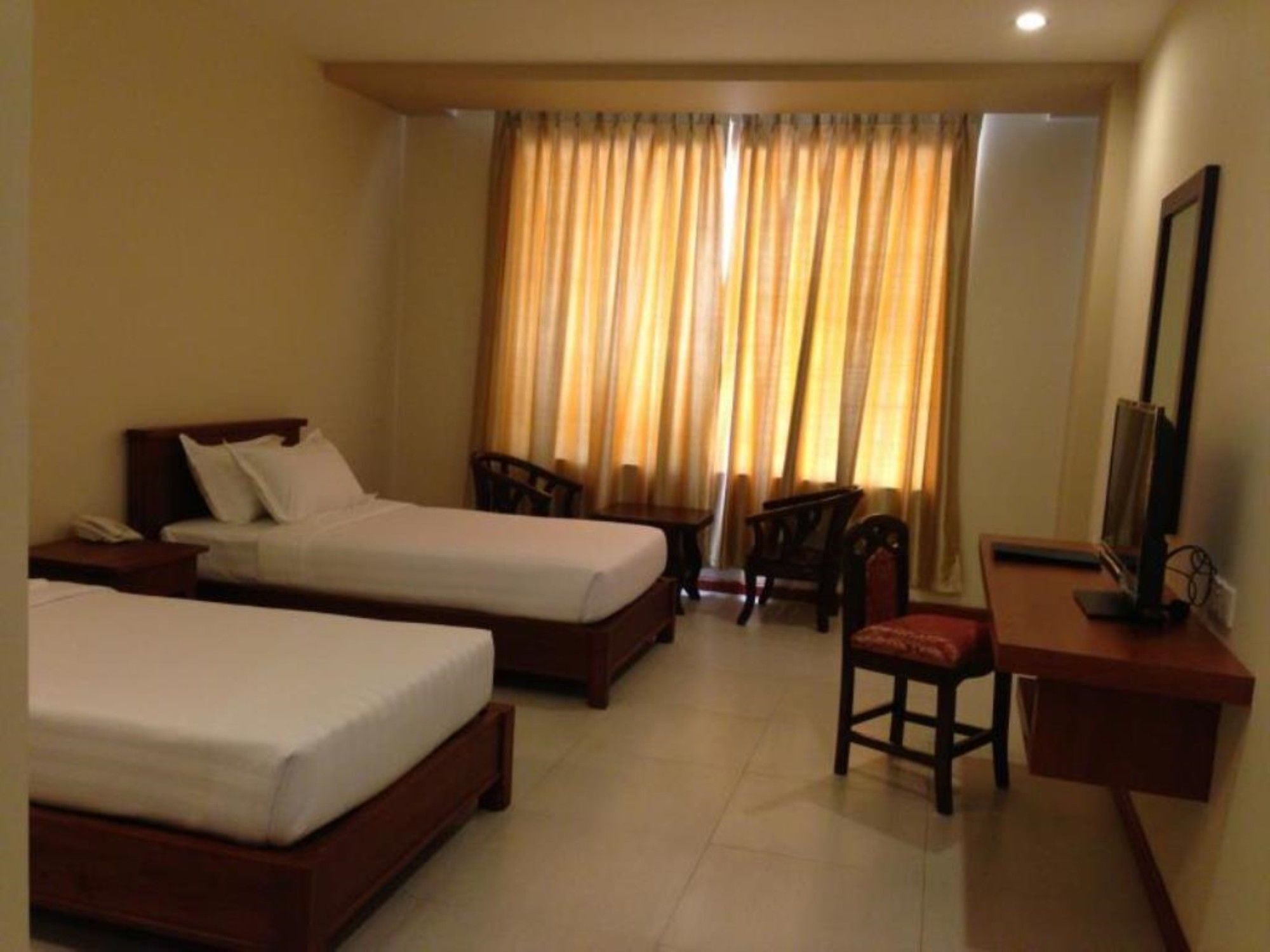 Man Myanmar Hotel Naypyidaw エクステリア 写真