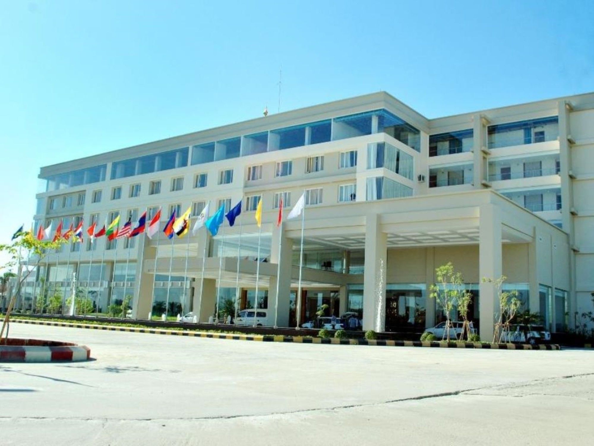 Man Myanmar Hotel Naypyidaw エクステリア 写真