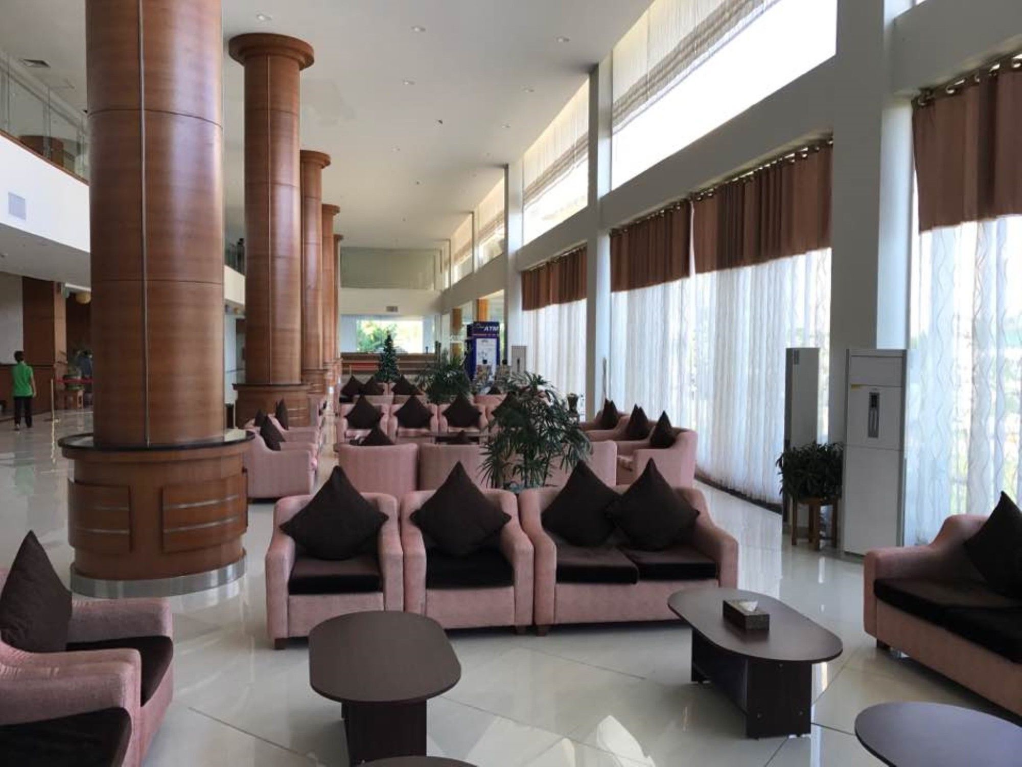 Man Myanmar Hotel Naypyidaw エクステリア 写真